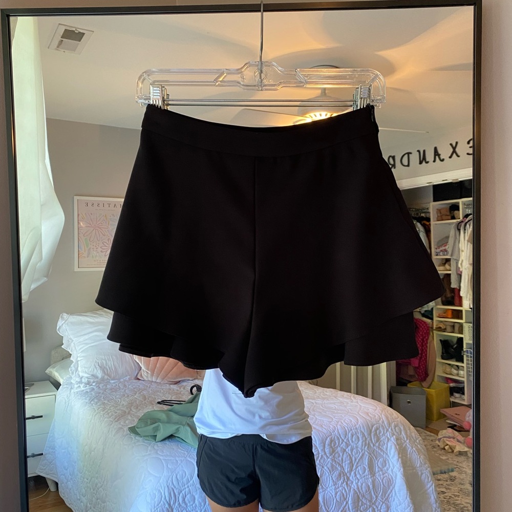 ZARA ruffle shorts